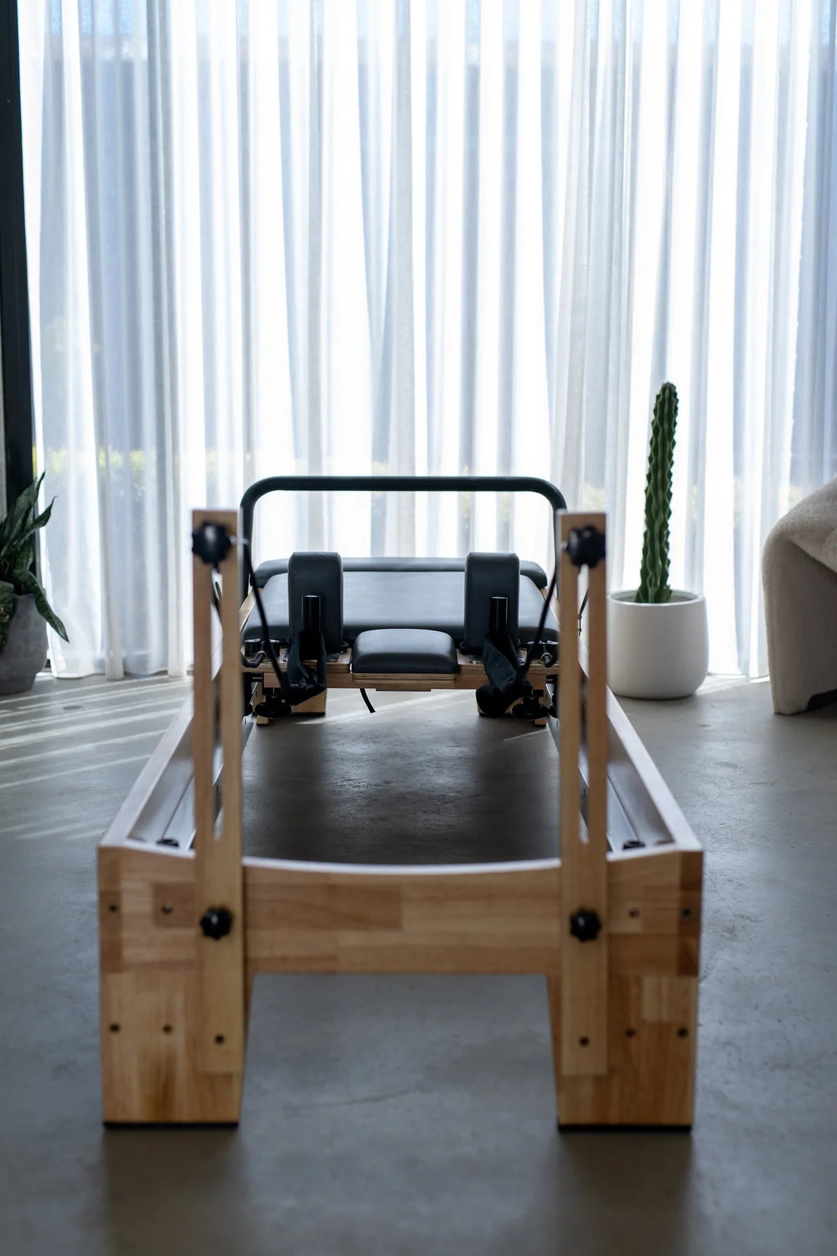studio-eco-pilates-reformer-full